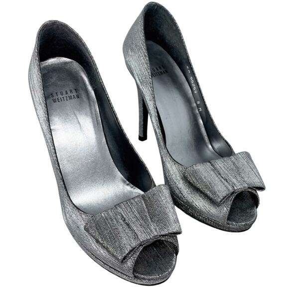 Stuart Weitzman silver pewter Bowright peep toe bow platform pumps size 8 - Picture 1 of 16